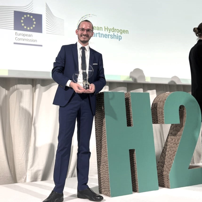 You are currently viewing Giuseppe Sdanghi, winner of the Hydrogen Europe Research 2024 Young Scientist Award!