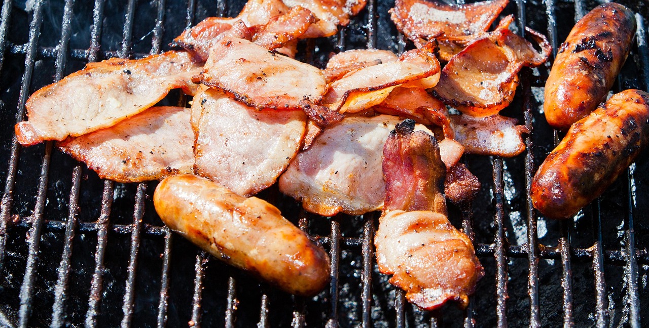 You are currently viewing Barbecue, love or hate? with Laurent Miclo, teacher-researcher and food specialist