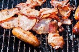 Barbecue, amour ou désamour ? avec Laurent Miclo, enseignant chercheur, spécialiste de l’alimentation