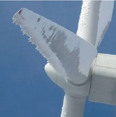 You are currently viewing PlasmaSensor: innovative plasma technology to prevent and remove ice from wind turbine blades