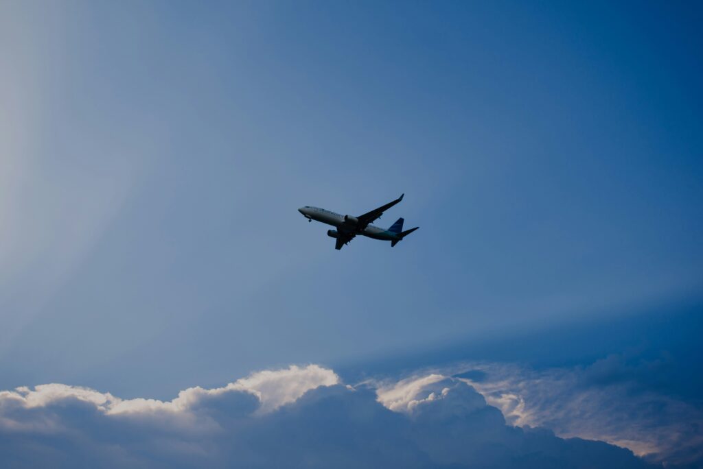 You are currently viewing Decarbonizing Aviation: The Role of Sustainable Aviation Fuels